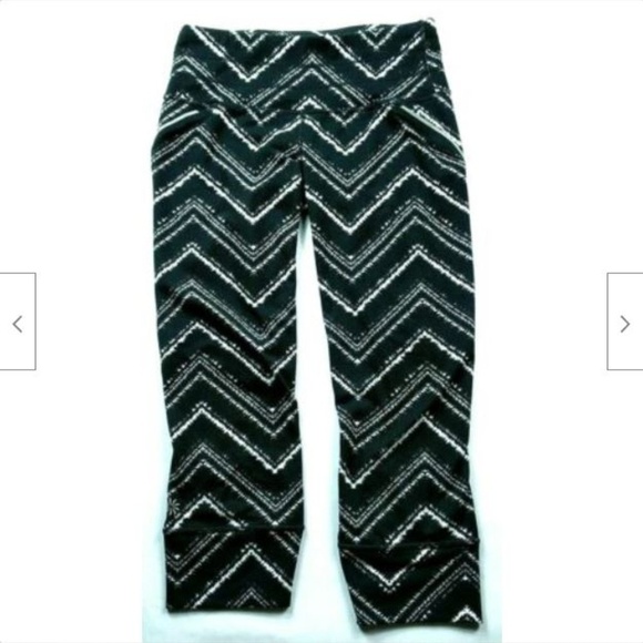 Athleta Relay Zig Zag Capri Women's XS Athletic - Picture 1 of 8